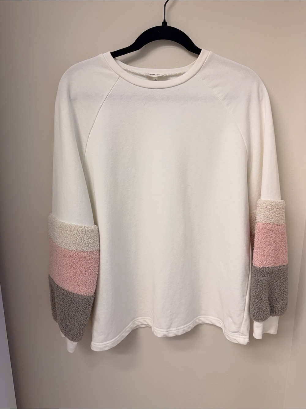 NWOT Sugar + Lips Colorblock Faux Fur Sleeve Fleece Pullover Sweatshirt S
